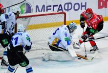 Матч Континентальной Хоккейной Лиги в Екатеринбурге «Автомобилист» – «Барыс»